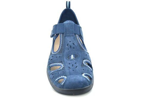 Axelda%20Cleveland%20navy2